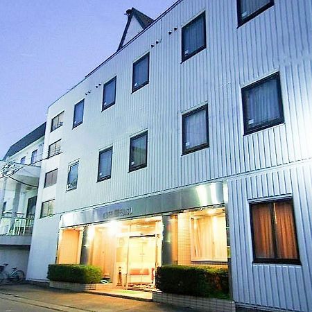 Ebisu Hotel Ina Buitenkant foto